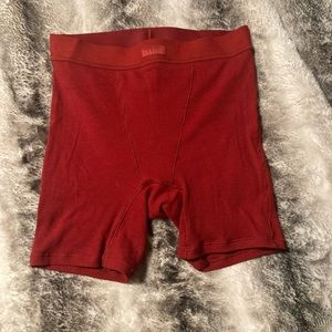 SKIMS ribbed boxer shorts
